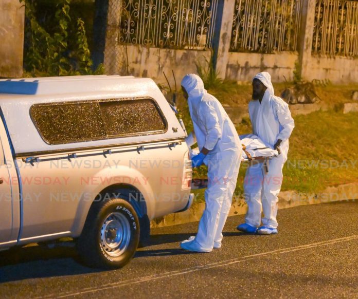 4 shot in Diego, 3 dead, police cancel 1 in Beetham