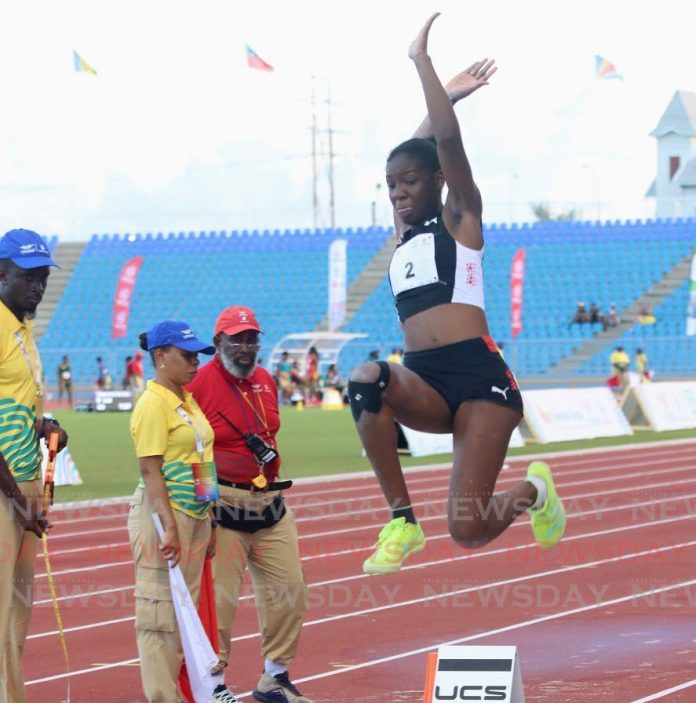 Janae De Gannes leaps to lengthy soar personal easiest for Baylor